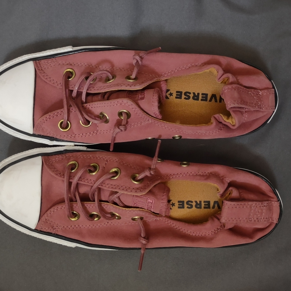 Converse low tops